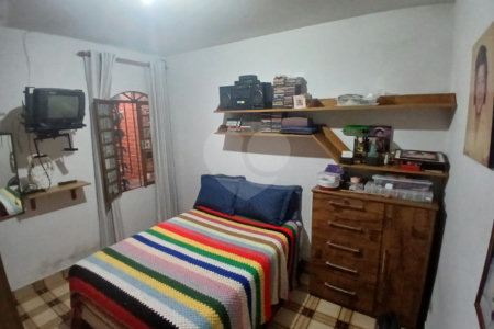 Casa Térrea à venda com 4 quartos, sendo 1 suíte,  em Vila Nova Mazzei, São Paulo, SP