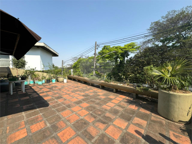 Casa à venda com 4 quartos, sendo 2 suítes,  em Jardim São Bento, São Paulo, SP