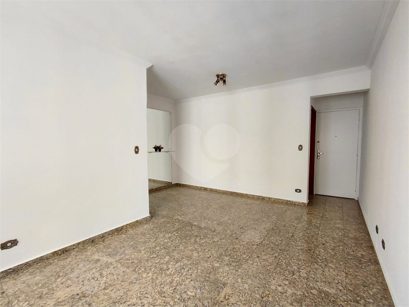 Apartamento à venda com 2 quartos, sendo 1 suíte, em Água Branca, São Paulo, SP