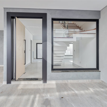Casa à venda com 4 suítes no condomínio Villa Suiça, São Paulo - SP