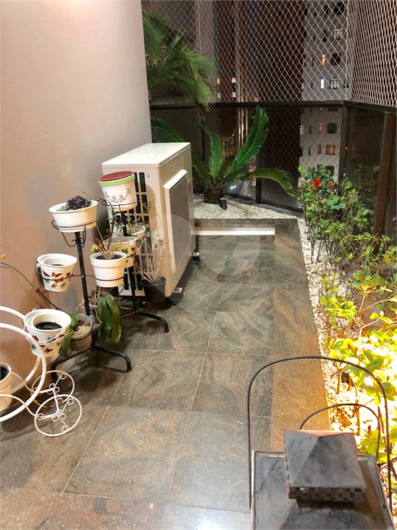Apartamento à venda com 3 suítes em Tatuapé, São Paulo, SP