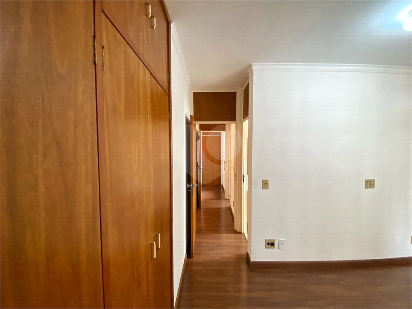 Apartamento à venda com 2 quartos, sendo 1 suíte, no Centro, Ribeirão Preto, SP