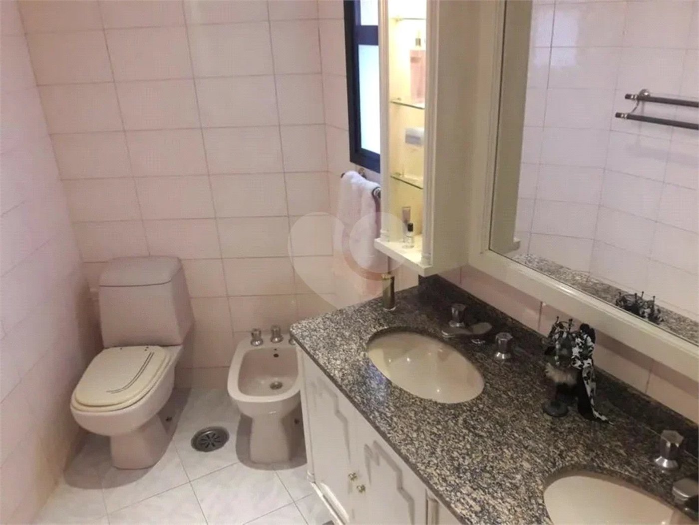 Apartamento à venda com 3 suítes em Santa Teresinha, São Paulo, SP