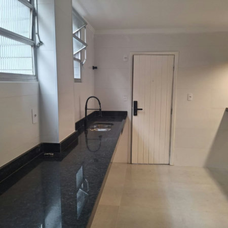 Apartamento Prédio Frente Mar em Santos | 3 Dormitórios à Venda