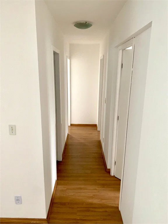 Apartamento à venda com 3 quartos, sendo 1 suíte, em Vila Andrade, São Paulo, SP