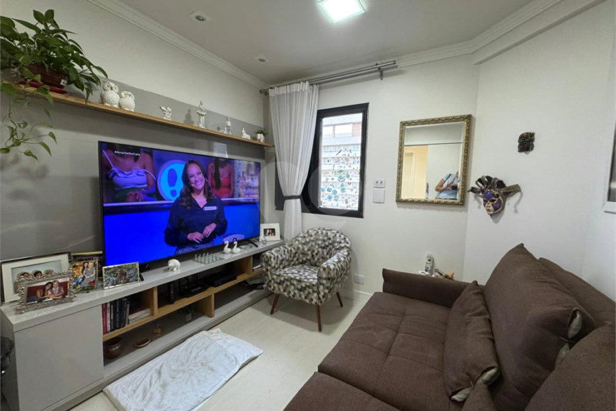 Apartamento à venda com 3 quartos, sendo 1 suíte, em Santana, São Paulo, SP