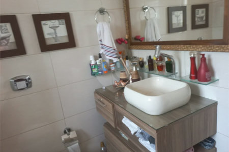 Sobrado à venda com 3 suítes em Vila Mazzei, São Paulo, SP