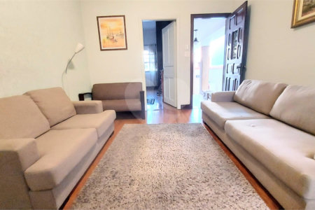 Casa à venda com 3 quartos, sendo 1 suíte, em Lapa, São Paulo, SP