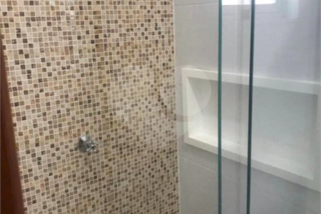Casa à venda com 2 suítes no condomínio Residence Adelina, São Paulo - SP