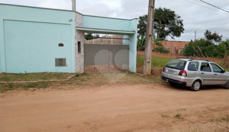 Chácara à venda com 2 quartos, sendo 1 suíte,  em Área Rural de Alambari, Alambari, SP