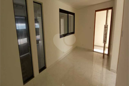 Sobrado à venda com 3 quartos, sendo 1 suíte, em Santa Terezinha, São Bernardo do Campo, SP