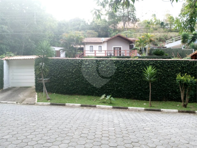 Casa à venda com 3 suítes no condomínio Alpes de Mairiporã, Mairiporã - SP