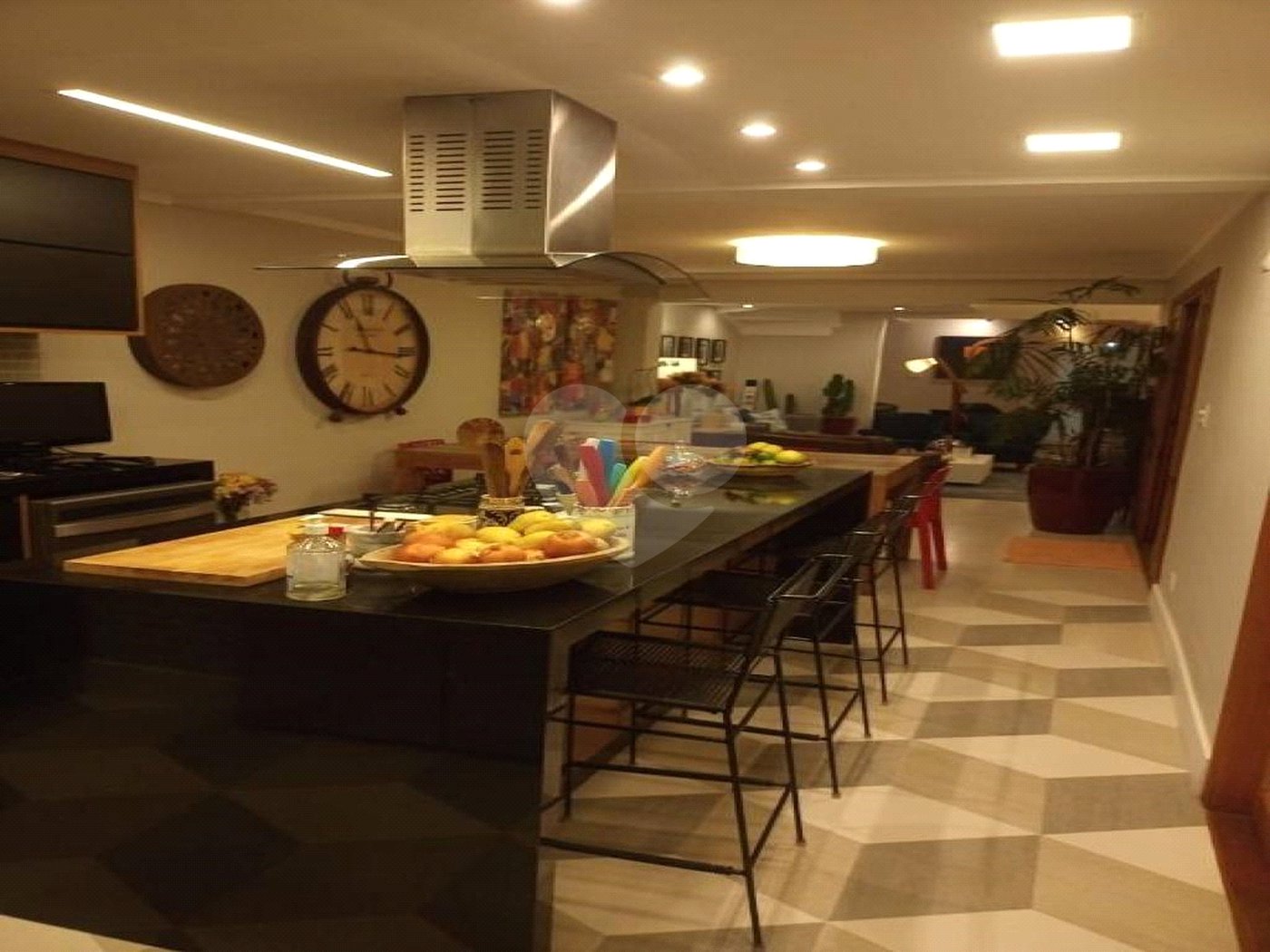 Casa à venda com 3 quartos, sendo 1 suíte,  em Vila Monumento, São Paulo, SP