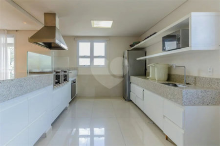 Apartamento à venda com 2 quartos, sendo 1 suíte,  no Centro, São Bernardo do Campo, SP