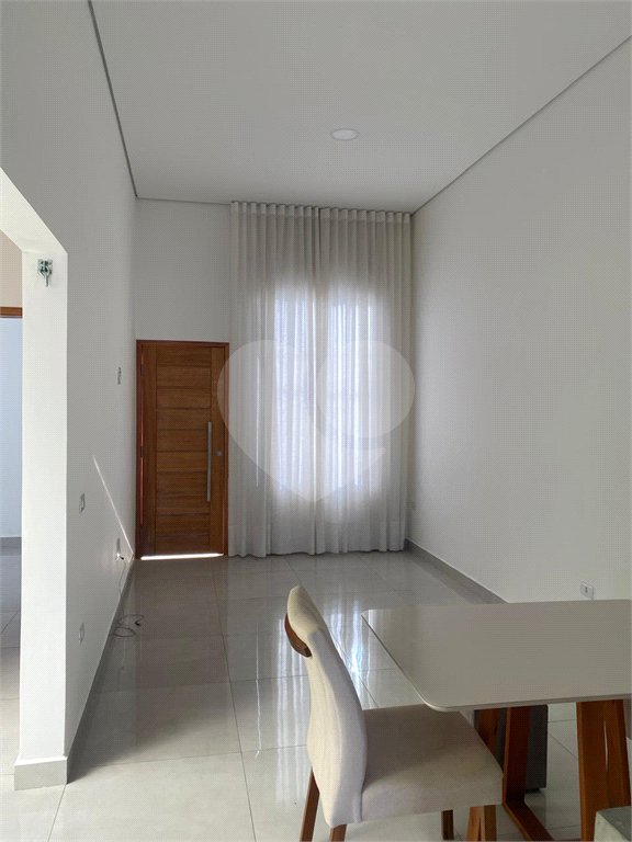 Casa à venda com 2 quartos, sendo 1 suíte, no condomínio Ilha das Águas, Salto - SP