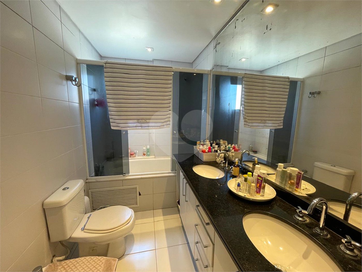 Apartamento à venda com 3 suítes em Vila Andrade, São Paulo, SP