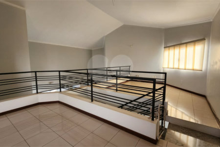 Casa à venda com 3 quartos, sendo 1 suíte, em Vila Harmonia, Araraquara, SP