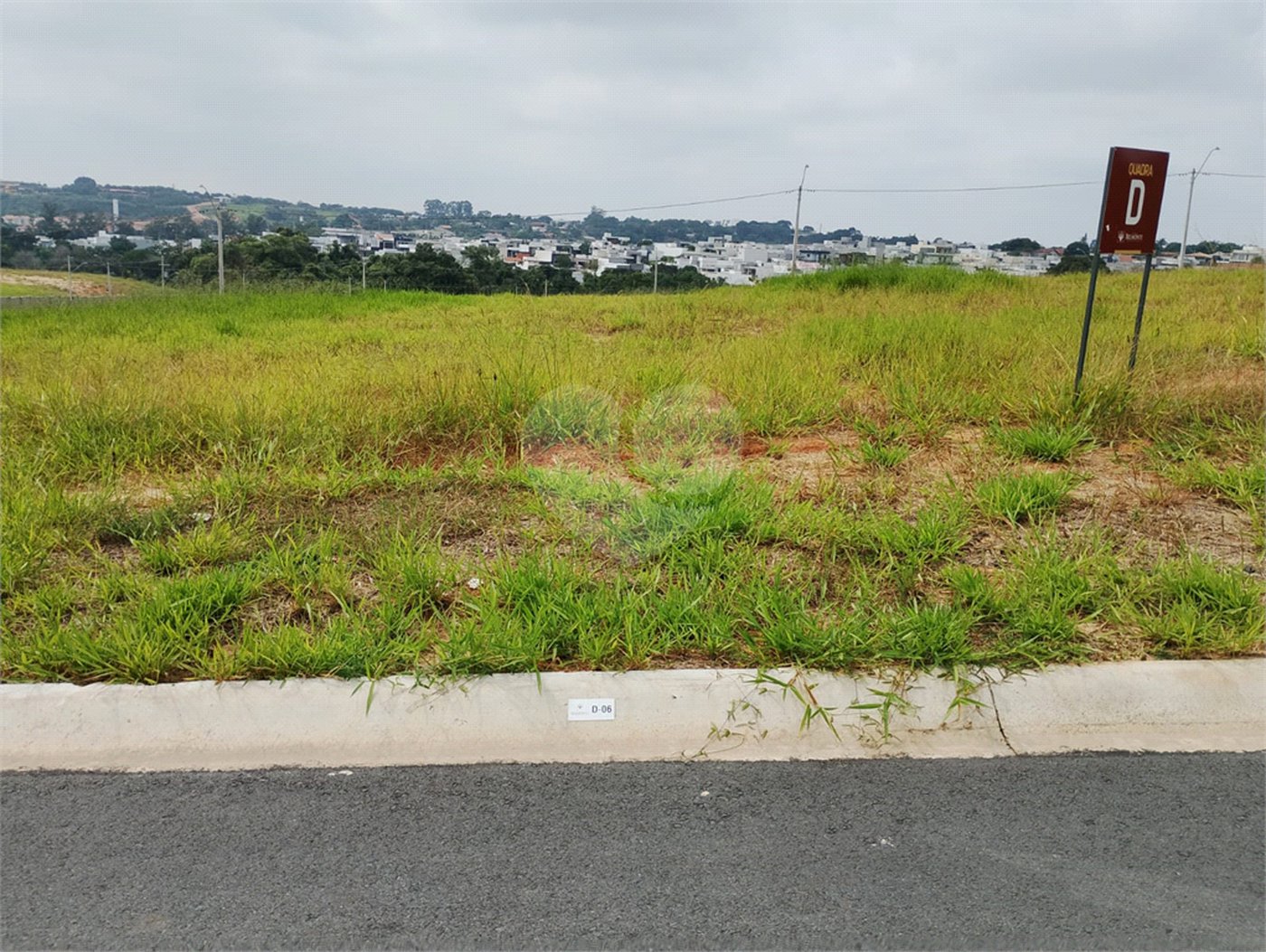 Terreno à venda no condomínio Residencial Jardim Belmonte, Indaiatuba - SP
