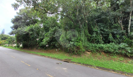 Terreno à venda no condomínio Cantareira, Mairiporã - SP