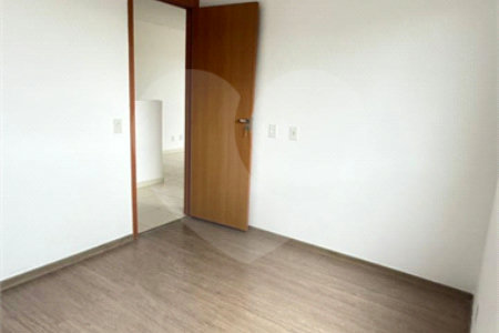 Apartamento à venda com 2 quartos em Guaratiba, Rio de Janeiro, RJ