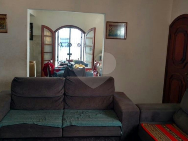 Sobrado à venda com 4 quartos, sendo 1 suíte,  em Tucuruvi, São Paulo, SP