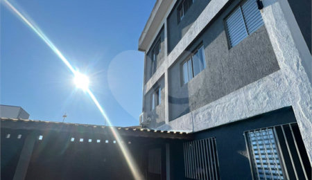 Apartamento à venda com 3 quartos, sendo 1 suíte,  em Vila Suissa, Mogi das Cruzes, SP