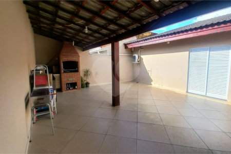 Casa à venda com 3 quartos, sendo 1 suíte,  em Jardim Residencial Martinez, Sorocaba, SP