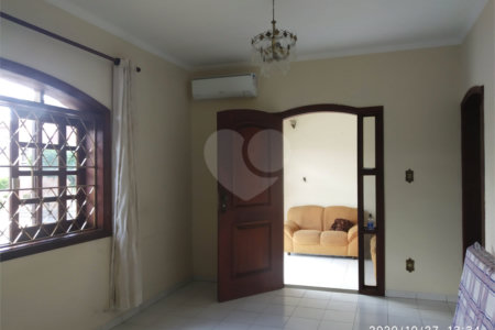 Casa Térrea à venda com 4 quartos no Centro, Indaiatuba, SP