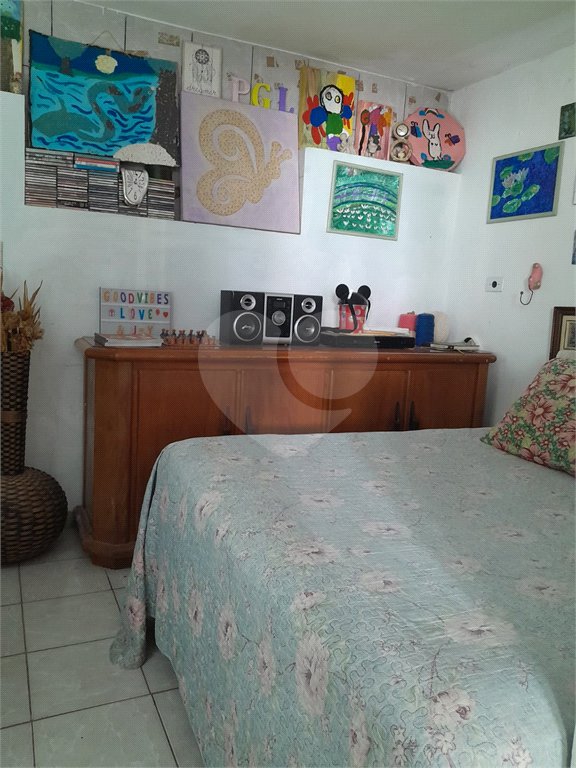 Casa com 4 dormitórios sendo 1 suíte a venda no bairro Samambaia