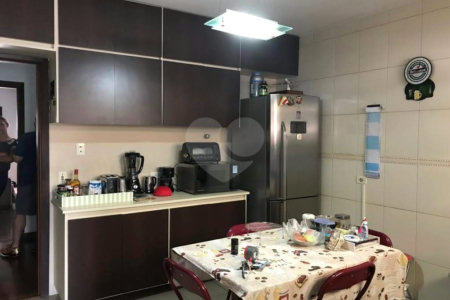 Casa com 120m² , 2 dormitórios , 1 vaga , à venda no Jabaquara.