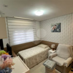 Apartamento à venda com 3 suítes em Campo Belo, São Paulo, SP