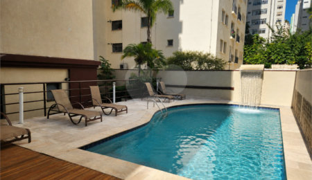 Apartamento à venda com 4 quartos, sendo 3 suítes,  em Santa Cecília, São Paulo, SP