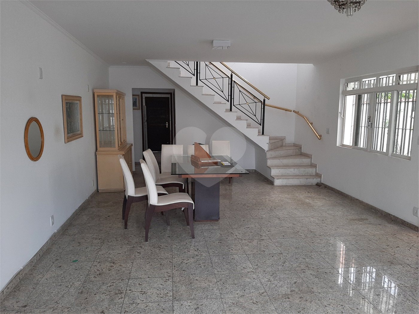 Sobrado à venda ou para alugar com 3 quartos, sendo 1 suíte, em Vila Paulista, São Paulo, SP