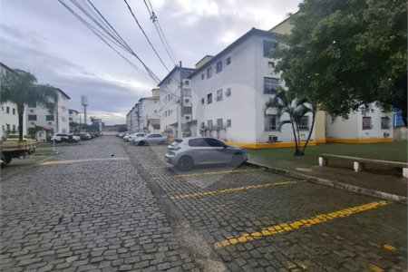 Apartamento para alugar com 2 quartos em Santíssimo, Rio de Janeiro, RJ