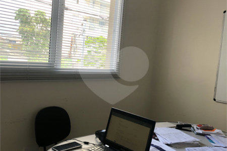 Sobrado à venda com 6 quartos em Vila Santo Estéfano, São Paulo, SP