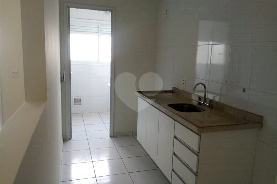 Casa à venda com 3 quartos, sendo 1 suíte,  em Parque Edu Chaves, São Paulo, SP