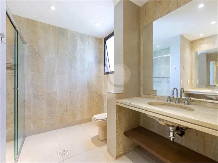 Apartamento à venda ou para alugar com 3 suítes em Real Parque, São Paulo, SP