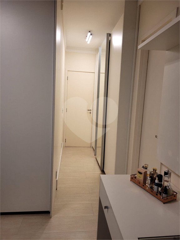 Apartamento à venda com 3 quartos, sendo 1 suíte,  em Vila Suissa, Mogi das Cruzes, SP