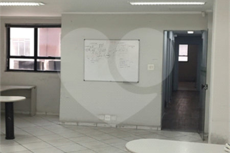 Prédio à venda no Centro, São Paulo, SP