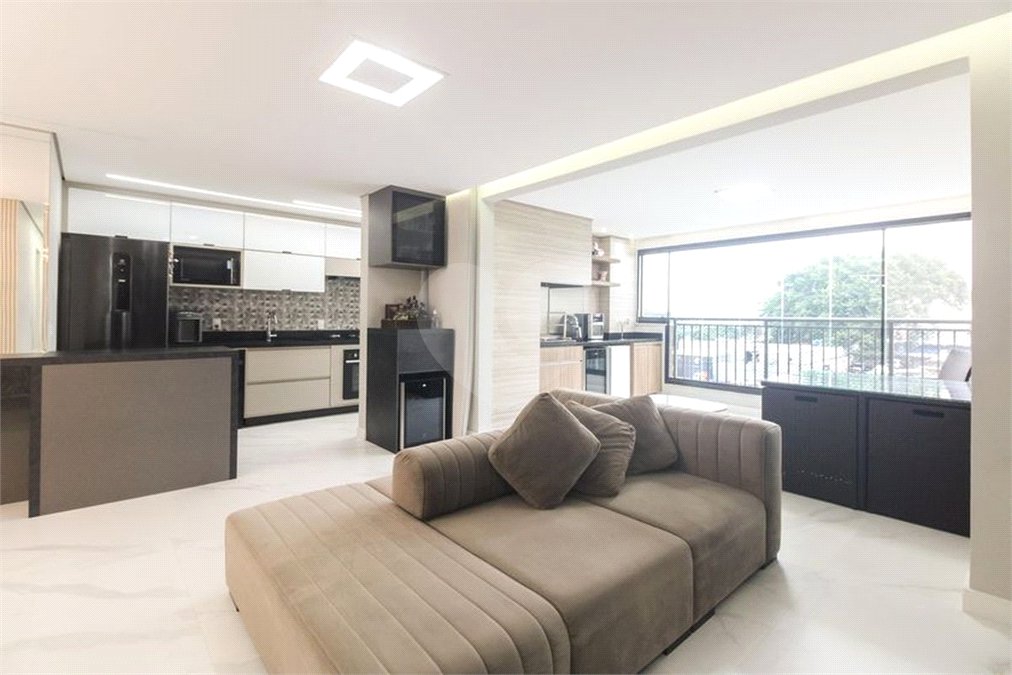 Apartamento à venda com 3 suítes em Parque São Jorge, São Paulo, SP