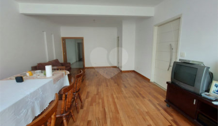Casa Térrea à venda com 3 suítes em Santana, São Paulo, SP