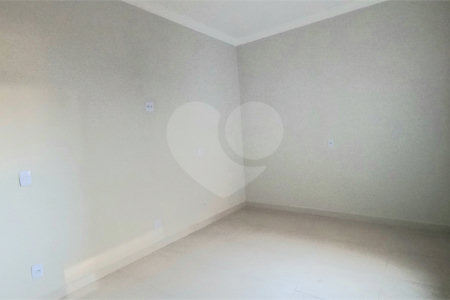 Apartamento à venda com 2 quartos, sendo 1 suíte,  em Jardim Paulistano, Ribeirão Preto, SP