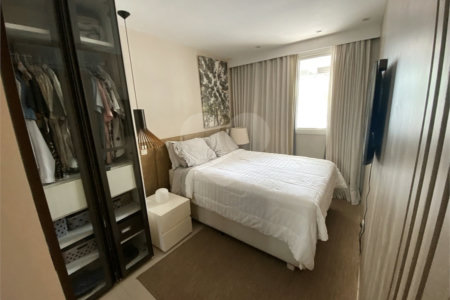 Apartamento à venda com 2 quartos, sendo 1 suíte,  em Botafogo, Rio de Janeiro, RJ