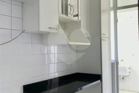 Apartamento à venda com 2 quartos em Bussocaba, Osasco, SP