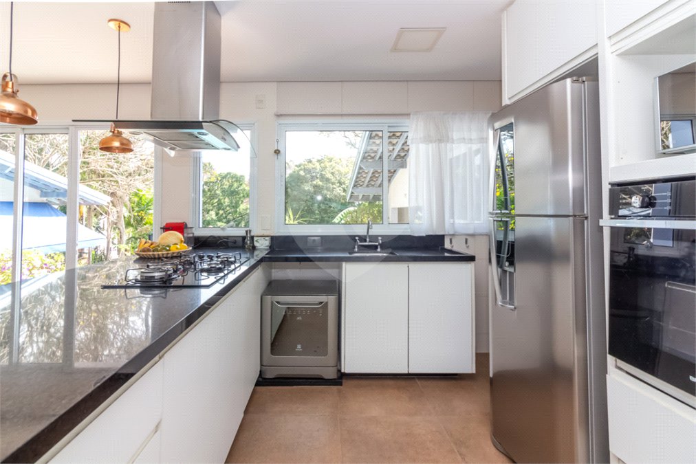 Casa à venda com 4 quartos, sendo 2 suítes, em Chácara Flora, São Paulo, SP