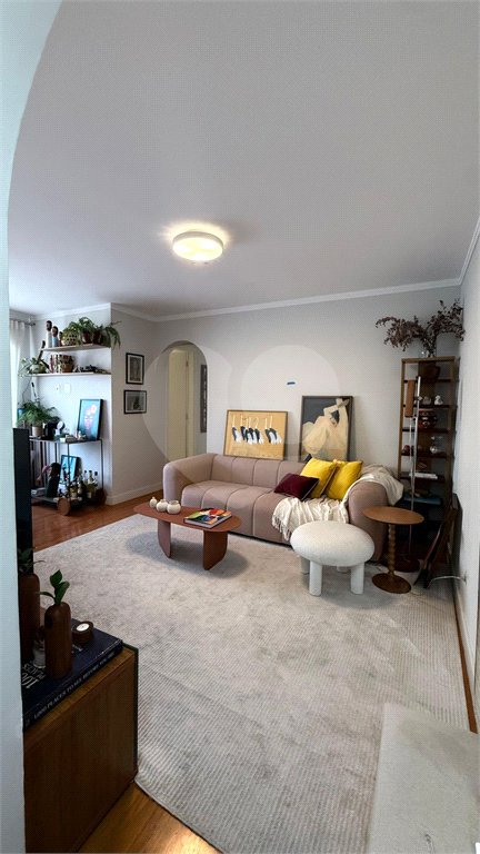 Cobertura à venda com 3 quartos, sendo 1 suíte, em Vila Olímpia, São Paulo, SP