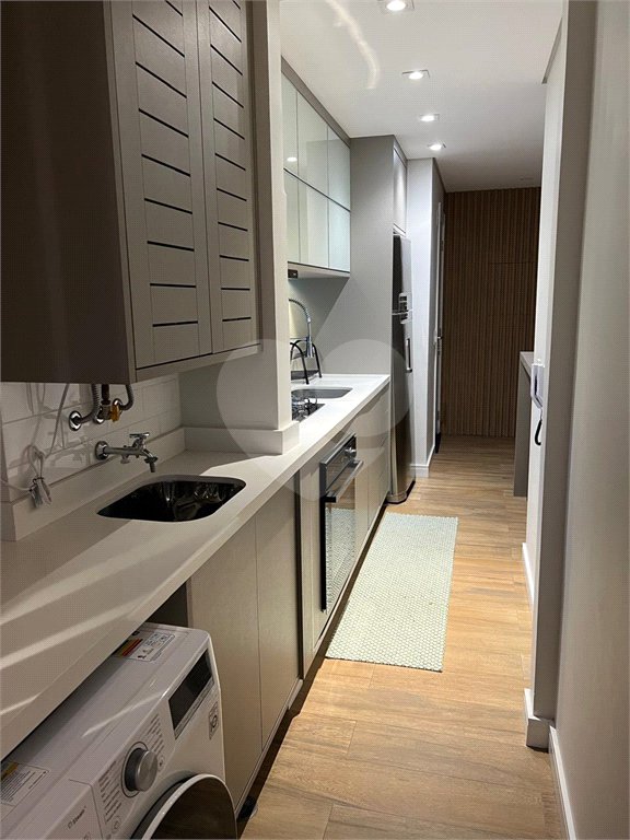 Apartamento à venda com 2 quartos, sendo 1 suíte, em Santo Amaro, São Paulo, SP