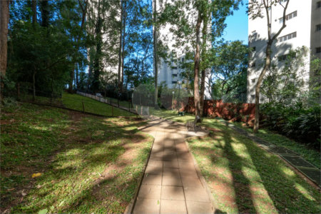 Apartamento à venda com 3 quartos, sendo 1 suíte, em MORUMBI, São Paulo, SP
