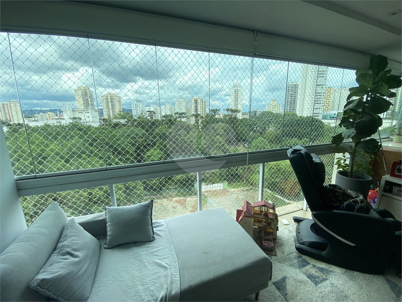Apartamento à venda com 3 quartos, sendo 2 suítes, em Santana, São Paulo, SP
