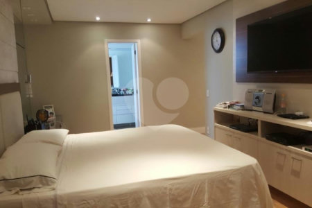 Apartamento à venda ou para alugar com 3 suítes em Vila Olímpia, São Paulo, SP
